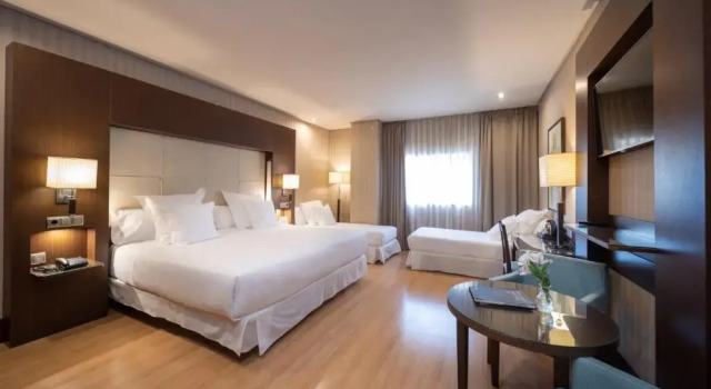 Семейный номер Superior Barceló Granada Congress