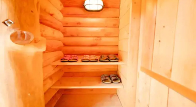 Номер Standard с 2 комнатами с балконом и с видом на озеро Lake Toya Hillside House