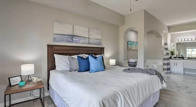 Апартаменты Luxury Orlando Escape - 4 Mi to Disney World!