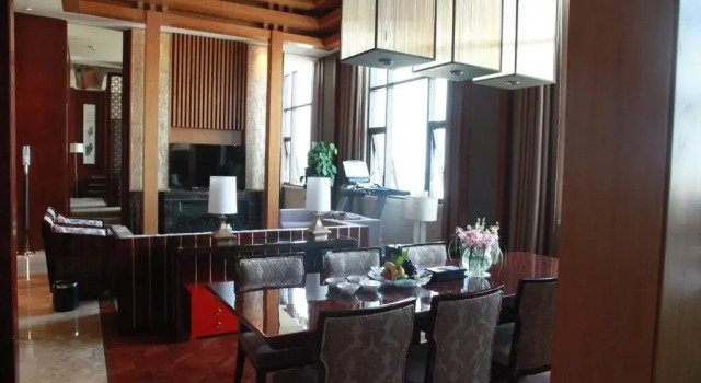 Люкс Executive Chengdu Joyhub Air Hotel