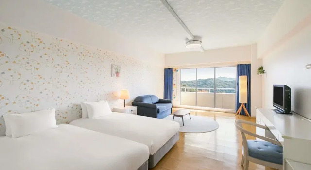 Трёхместный номер Standard с видом на горы Grand Mercure Awaji Island Resort & Spa