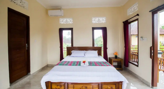 Parmini Guesthouse Soca, Rezervovat Hotel Hotely v Bali se snídaní, Snídaně