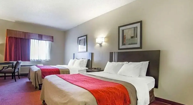 Четырёхместный номер Standard FairBridge Inn & Suites Glendive