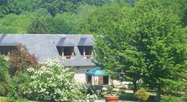 L'Atelier du Petit Chemin qui Sent la Noisette, Reservar Hotel Bourgeauville Normandy