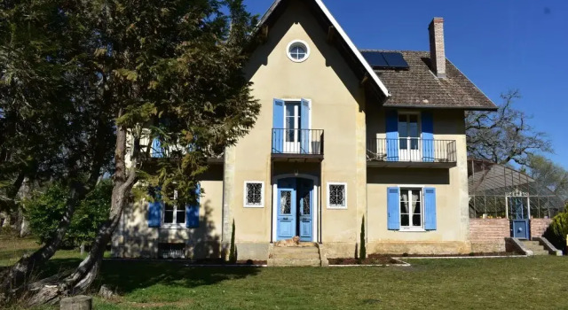 Baccara Lodge, Rezerwuj Hotel Hotele w Arengosse z basenem, Basen