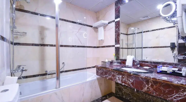 Трёхместный номер Standard Emaar Al Mektan Hotel