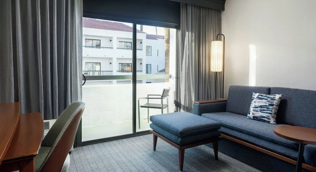 Двухместный номер Standard с балконом Courtyard by Marriott Phoenix North