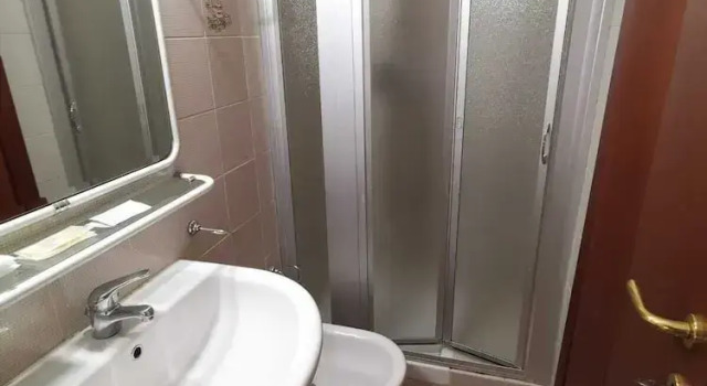 Двухместный номер Standard с балконом Hotel Calgary