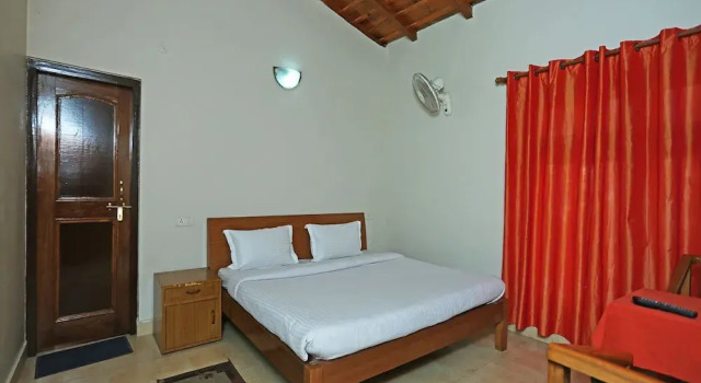 OYO 10923 Home Cozy Cottage Nakuchiyatal, Rezervovat Rekreační dům Pangot Uttarakhand