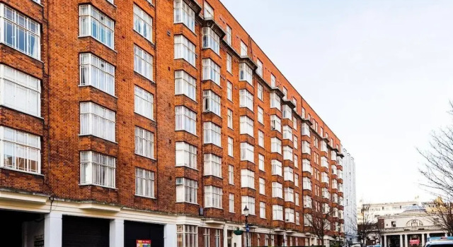 Bright and Modern Apartment in the Heart of Westbourne Grove Between Notting Hill and Bayswater, Varaa Huoneisto Asunnot kohteessa Merseyside, Huoneisto