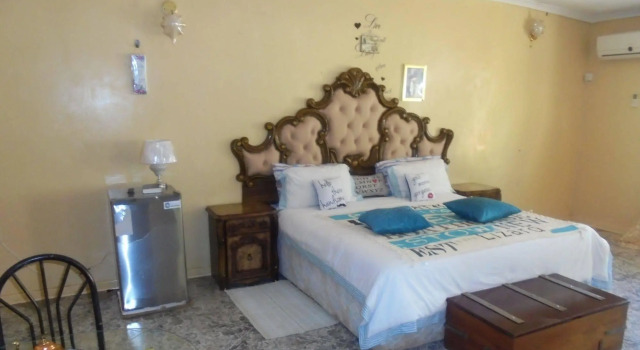 Tatenda Safaris, Réserver Maison de vacances Hôtels à Hwange avec piscine, Piscine