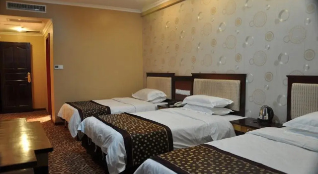 Linzhi Penglong Hotel, Book Hotel 3-stjernede hoteller i Tibet, 3*