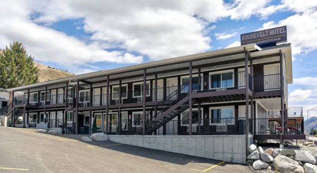 The Roosevelt Hotel - Yellowstone