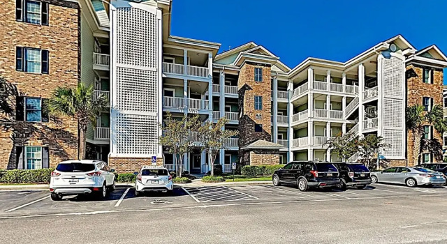 New Listing! Centrally Located W/ Pool 3 Bedroom Condo, Забронировать Апартаменты/квартира Отели Миртл-Бич с парковкой, рядом с PineHills Palmetto at Myrtlewood Golf Club, Парковка