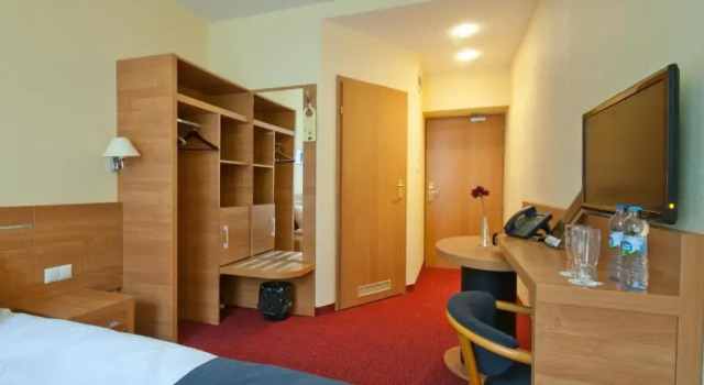 Двухместный номер Standard Hotel Malinowski Business