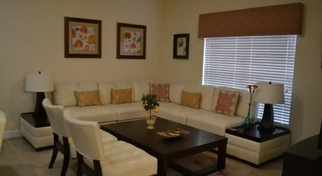 Beautiful 4 bedroom villa close to Disney, Rezerwuj Willa Kissimmee Kissimmee