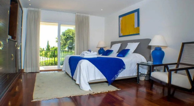 Fabulous Villa 200 M From Beach