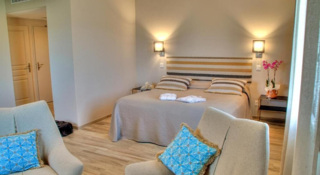 Номер Standard Hôtel La Bastide dIris