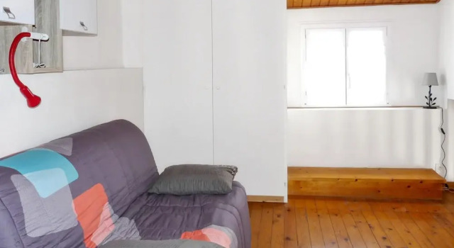 House With one Bedroom in Saint-gilles-croix-de-vie, With Furnished Te