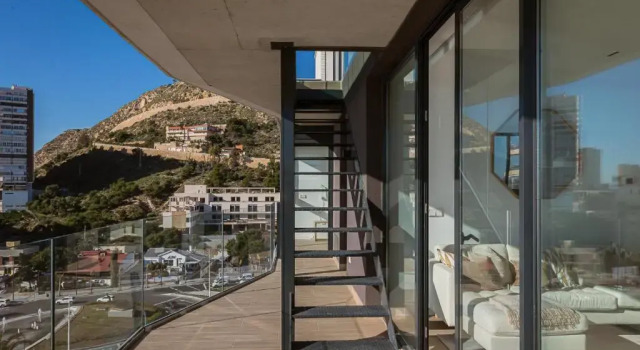 Апартаменты Stunning sea view hot tube posh BLUE SKY APARTMENT