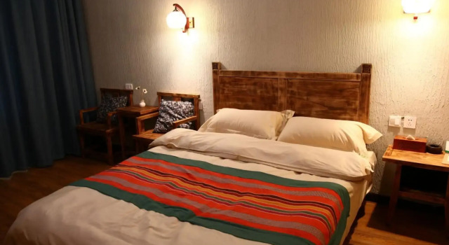 Guilin Lotus Hotel