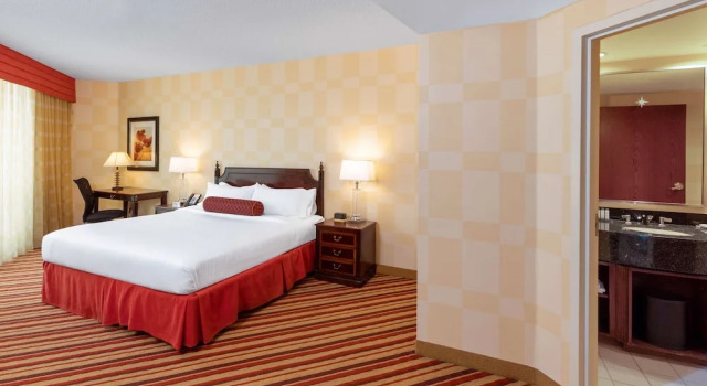 Люкс c 1 комнатой Wyndham Grand Oklahoma City Downtown