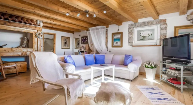 Gorgeous Home In Lukovo Sugarje, Prenota Hotel Lukovo Šugarje 