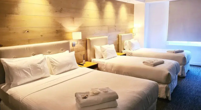 Четырёхместный номер Superior Crown Hotel Surry Hills