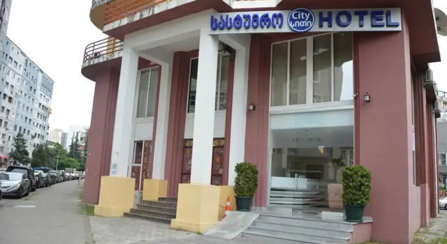 Have a great vacation wail staying at the City Hotel in Batumi., Book Hotel Batumi 