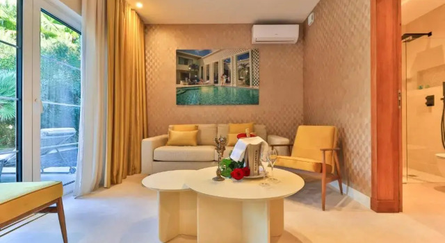 Номер Deluxe Hostellerie La Farandole