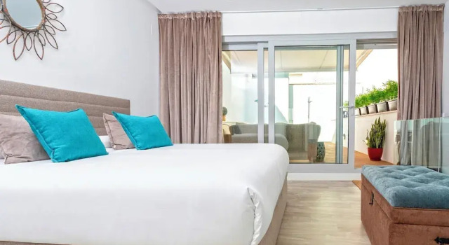 Апартаменты Marvelous 2-bedroom Apartment With Terrace in Triana. Castilla II