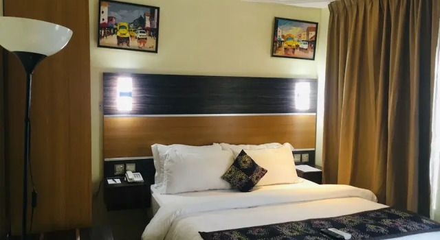 StoneSide Hotel And Apartments, Buchen Sie Ferienwohnung Hotels in Lagos mit Frühstück, Frühstück