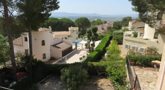 Torre vella 157 with views, Buchen Sie Hotel Tor Katalonien
