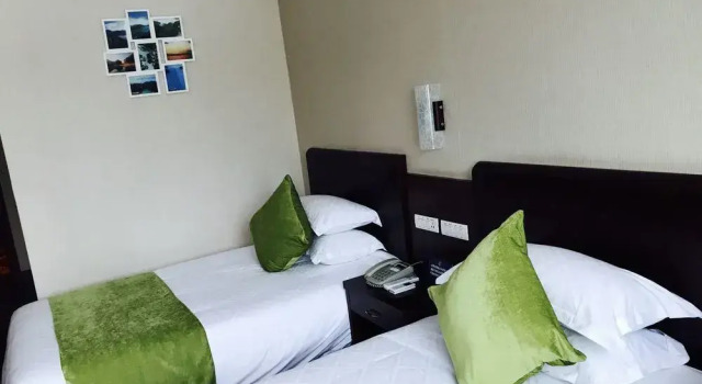 Hangzhou Qiandaohu Waigaoqiao Hotel