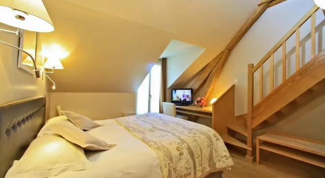 Четырёхместный семейный номер Standard Hotel Beau Site - Rocamadour