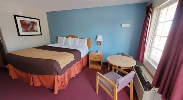 Номер Standard Spinning Wheel Inn