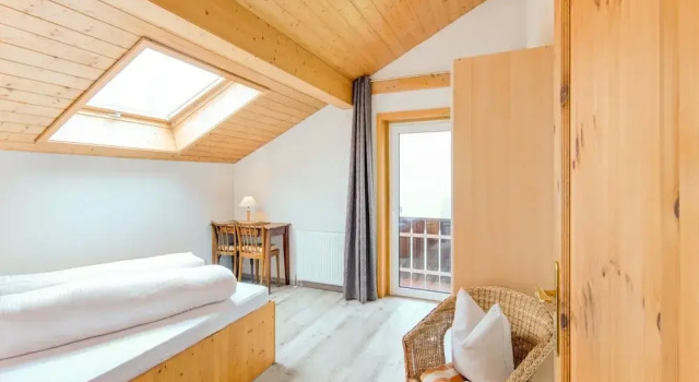 Urbane Apartment in Sankt Gallenkirch with Balcony, Book Apartment Hotels in Vorarlberg with Parking, Parking