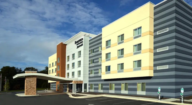 Fairfield Inn Suites Hendersonville Flat Rock