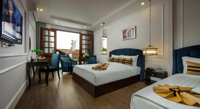 S Central Hotel & Spa