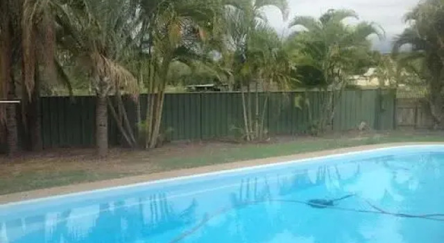 Bluff Palms Motel, Réserver Motel Bluff Queensland