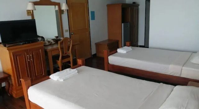 Jansom Beach Resort Ranong