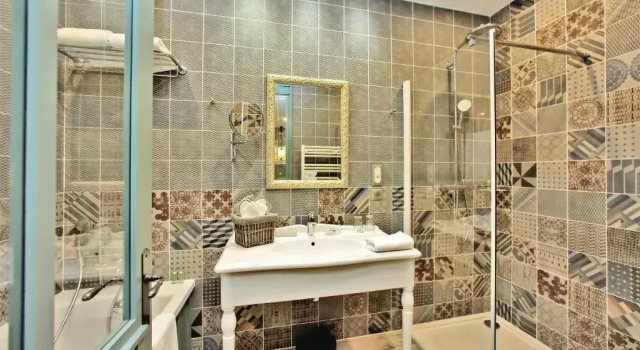 Полулюкс Les Glycines - Hôtel & Spa - Teritoria