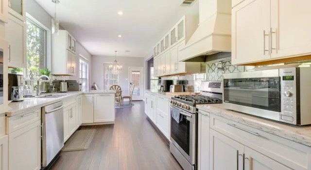 Коттедж Upscale Pflugerville Paradise w/ Private Pool!