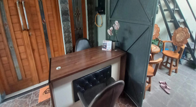 Hotel O 94911 Syariah Anggrek Guest House
