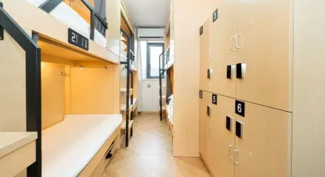 Кровать в общем номере (женский номер) Jiting Youth Hostel