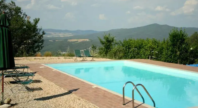 Agriturismo Fonte Martino, Book Hotel Hotels in Pomarance with a Pool, Swimming Pool