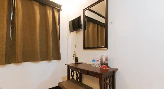 Номер Standard RedDoorz at La Sefa Hotel and Resort Atimonan