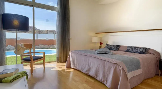 2 makuuhuonetta Villa Anfi Opal