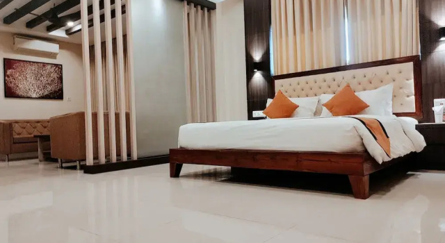 Sambhabana Hotel & Suites, Rezervovat Hotel Tarapith West Bengal