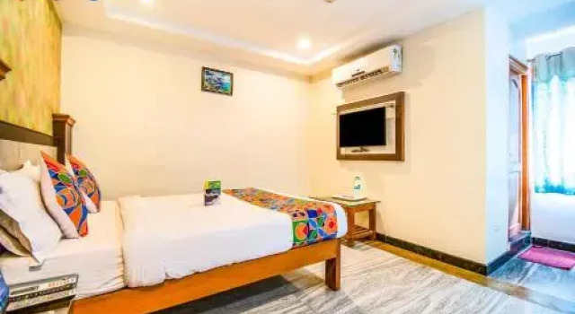 OYO 7366 GPR Inn, Rezervovat Hotel Hotely v Andhra Pradesh s parkováním, Parkování